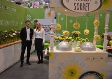 The Vanlilla Sorbet is a new chrysantemum from Deliflor, which was officialy presented at the fair. On the photo Peter Zaat can Jessisa Zuidgeest