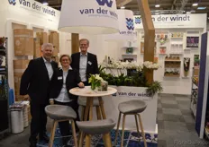 Van der Wind Verpakkingen, for the first time presenting alone, without partner company. Hans van der Knaap, Gabriëlle van Dam and Jan Willem Visser.