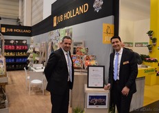The winnar of the Dutch Tuinbouw Ondernemersprijs 2017 (Horticultural Entrepreneur Award): bulb company JUB Holland. On the photo Jos Beelen and Jaap-Jan Uittenbogaard