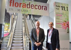 Bernard Oosterom and Tim Briercliffe of AIPH were visiting the show.