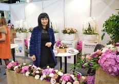 Lilya Maidaniuk of Limflor. They sell many Decorum products.