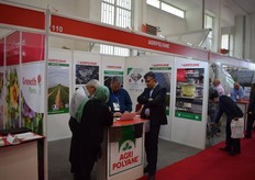 Andre Martin of Agripolyane talking with visitors.