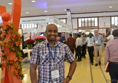 PJ Wandetto of Rosepath Patel (A Kenyan rose farm) was also visiting the show.