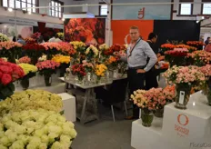 Erik Spek from Jan Spek Rozen, one of the world's oldest rose breeding companies, presenting the varieties together with Dummen Orange.