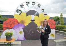 Marjolein Kuyucu-Lodder of Florensis showing the their Mixmasters. A show piece at their trials.