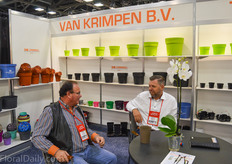 Cees Bouwmeester of Jaco visiting Marc Wilschut of Van Krimpen.