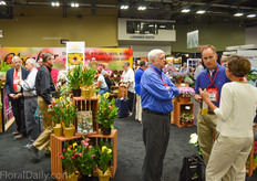 Nicely busy at the Fred C Gloeckner & Co booth.