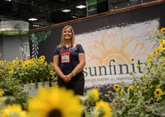 Alicain Carlson of Syngenta presenting the Sunfinity sunflower.