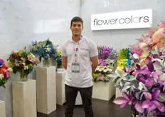 Julian Vargas of Flower Colors. This Medillin based company produces paint for flowers. According to Vargas, the demand for painted flowers increased over the last years. 5 years ago, around 5 to 10 percent of a farm's production consisted out of painted products, now some farms even have 50 percent of their products painted.