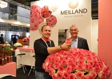 Matthias Meilland and Bruno Etavard of Meilland International presenting Dance de Meilland. It is one of their four novelties that they were presenting at the show. Red Lands Roses was the first grower in Kenya who planted this variety, now more growers are following.
