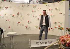 Ivan Freeman of Uhuruy Flowers presenting the Wabara flowers.