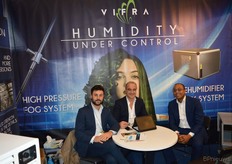Vifra: Stefano Liporace, Vincenzo Russo and Stefano Hiwat (Hoogendoorn)