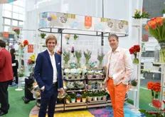Mario Nederpelt and Rick Minck of Dümmen Orange. At their booth, they presented the use of flowers in four different themes according to the latest Christmasworld trends.