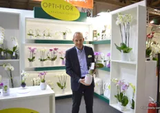 Matthieu van Koppen of Opti-flor presenting their orchids in a ceramic pot with a self watering system. According to Koppen, the competition is fierce, so they are therefore trying to diversify with new innovative and special ideas and designs.