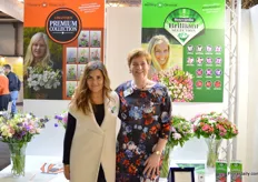 Sara Cristofan, Interpreter of nursery Waalzicht and Aalfje van Giessen of Nursery Chryswijk. They are exhibiting at the show for the first time to promote their Lisianthus and Bouvardias.