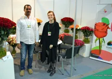Isinya Roses, one of the handfull Kenyan growers present at the fair. On the photo Trihil Patel and Iryna Mysiv