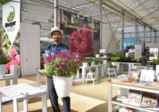 Tarek Alysuf of PlantHaven International holding their new Salvia Fuchsia that is added to the Vibe Collection. Yhe collection now consists of Purple, White and Fuchsia. The flexible stems make it a great variety for shipping and the nectar rich blooms are great for beneficial pollinating insects.