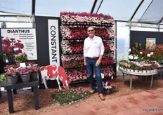 Steve Jones of Greenfuse presenting the new Milk Cherry Dianthus. A new introduction to the Constant Cadence family of hardy dianthus has caught most every retailers eye. The unique blossom coloring gives an instant mix to mono-cropping as the flower opens white and hardens to red. It’s day length neutrality enables easy scheduling as a pot crop in winter months and as a garden performer for the spring and summer.
