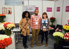 Taha stands for Tanzania Horticultural Association and consists of two growers: Mount Meru and Kiliflora. On the photo Adda Ngoya, Tazamael Nnko and Cherry Nani.