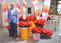 Here we see the managing Director, Peter Persoon who is showing us there Poinsettia's.
