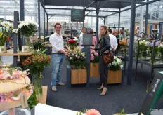At the World Horti Center, Decorum organized it's yearly Summer Fair. Jaap Moerman is one of the growers (lilies), Annechien Strijbis is paying a visit