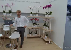 Belgium orchid breeder Microflor, reprented by Kirsten van Linden, took advantage of the FlowerTrials and Decorum's Summer Fair to see some (potential) customers visiting their booth in the World Horti Center