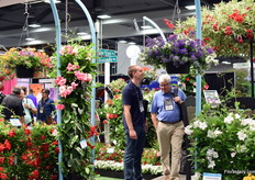 The booth of Suntory Flowers.