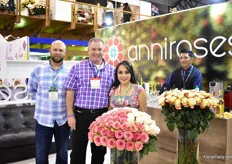 Gabriella Moreta of Annirose together with Diego Chiriboga of Ariba Flor and Rene Streng of Cut Flower Wholesale . This year, Anniroses is adding 22 new varieties to their assortment. At Agriflor, they are showcasing 15 of the new varieties.  