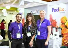 Andres Sanchez, Patricia Paez and Elsebeth Nielsen of FedEx Express. They ship flowers door to door. From Ecuador to the US, for example, it will only take 3 to 4 days till the end consumer, instead of usually 1 to two weeks. 