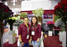 Sofia Enriqquez and Maria Feranda Arias of La Toscana Farms. Next to roses, they grow dusty miller, hanging amaranths and hybrid delphinium. 