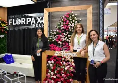 The team of Florpaxi, They have two farms; Agri Valdani and Flores del Cotopaxi. In the former farm, roses are grown on 25 ha and in the later farm on 20ha since last year. They expanded this farm from 9 to 20 ha. In total, they grow 96 varieties.