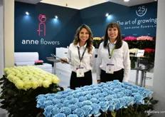 Claudia Velez and Jeanneth Paez of Anne Flowers. They produce roses and over the last two years, they are also tinting and spraying their roses. 