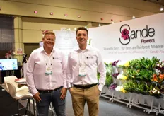 Rick den Dulk and Luuk van Buuren of Sande Flowers. This first-time PMA exhibitor has two farms in Ecuador and  the biggest minicalla growers. They mainly export to the US (mainly North America) and Europe. They are supplying wholesalers and are looking supply mass market with their bouquets, which they recently started to supply.
