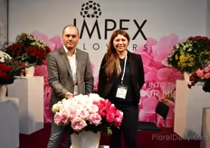 Alex Hernandez and Mireya Serrano of Impex Flowers. They export Colombian, Ecuadoria, Kenyan and Dutch flowers. 