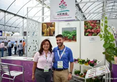 Josh Kirschenbaum of PanAmerican Seed and Paulina Lee of Akiko. This Mexican company represents several Dutch and North American breeders, one of them is PanAmerican Seed. At the show, they are introducing the new Hand Picked program of PanAmerican Seed.