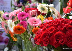 More flowers from Asflorvi.