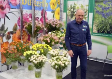 Daan Kneppers, GreenWorks, manages to present flowering ranunculus and peonies