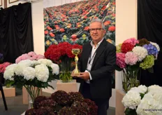 Frans Ederveen of Flora Delight. After years of trialing and testing, they now can supply their Kenyan grown hydrangeas year-round. And Frans is very pleased with the demand, that is coming from all overt the world.