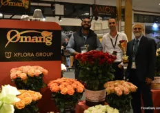 Taghau Rai of Omar & Amor, Pini Cohen of Decofresh and Inder Nain of Omar and Amor presenting the two awards they won, golden award in the category best stand perishables and silver in the category best standard rose.