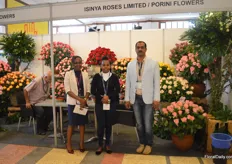 The team of Ininya Roses Limited and Porini Flowers. Isinya Roses is their 35ha low altitude farm (1,800m) and Porini Flowers their 29ha high altitude farm (2,865m). Both farms are recently have become FairTrade certified.