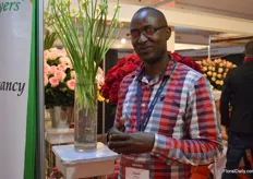 David Maina of Rift Valley Roses was also visiting the show.