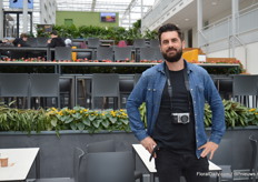 When paying a quick visit to the Decorum Summer Fair on June 12, during the FlowerTrials, we bumped into Mr. Plant Geek Micheal Perry. For the third year, he helped out with the FlowerTrials social media. "I have been updating their Instagram, Twitter and Facebook accounts every day. It has been really fun to share my unique take on a range of different plants and products."