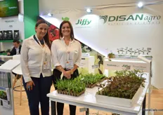 Pilar Galvis and Vivian Reina of Jiffy. Amongst others, they are presenting products for the propagation of roses and carnations. Disan is the distributor of Jiffy in Colombia, Ecuador and Peru.