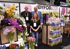The team of Byfod, a Dutch company that started exporting flowers to the US 10+ years ago. They are now one of the largest exporting Dutch companies to the US. They supply flowers from all over the world and are strong in daffodils, orchids and tulips. They now will also start with exporting peonies.