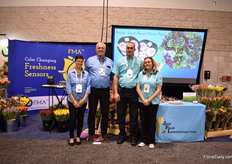 The Oosterveld family presenting their new Color Changing Fresh Sensors "FMA" - a product that was developed to indicates the freshness of the flower and therefore helps to determine when floral products need to be discounted for quick sale - and their farm tukip farm JarJal Floral - that besides growing tulips now also other types of other growers distributes. More on both subjects later in FloralDaily.
