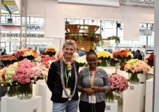 Isabelle Henin Spindler and Rita Wanjiku of Red Lands Roses presenting their new and some of their exisiting garden spray roses. Over the years, they have seen an increase in popularity for spray roses, particularly in Spring. They also see a good demand for 70 and 80 cm lengths. "Not so many are able to supply this length. It is stoll a niche, but we see more and more demand for it for events and weddings. It is something you do not see everywhere and florists want to offer products and services that supermarkets can't offer."