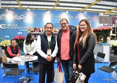Gonzalo Luzuriaga of BellaRosa and Rose Connection with buyers from Estonia.