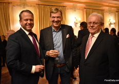 Heiner Westhoff and his father Heinrich Westhoff of Westhoff with Jan Nieuwenhuizen in the middle, of Beekenkamp.