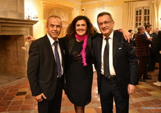Christoper Alacamli and Bülent Paykoç of EGE Plantek with Laurence Prete in the middle, of Morel.