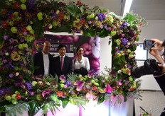 Amir DOr of Danziger, Mr Zhang of China Flower Association (CFA) and Anath Moshes of Danziger. Danziger Guatemala was nominated in the category Young Plants.